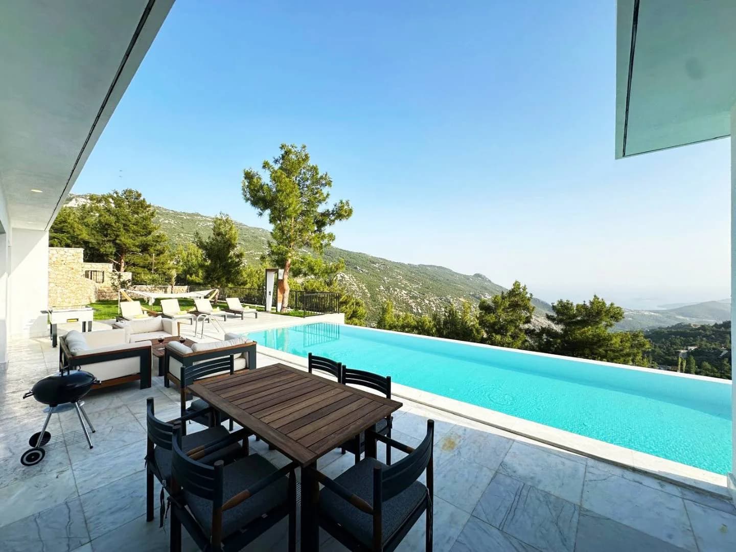 Kaş İslamlar'da Muhteşem Manzaralı, Jakuzili, Kiralık Balayı Villası görsel 2