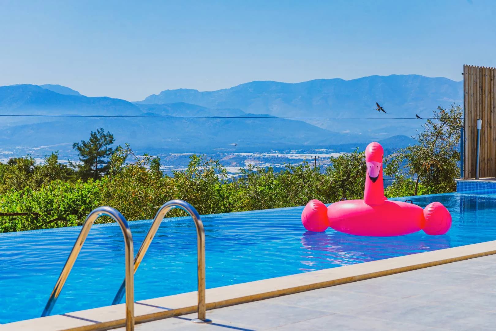 Kaş Üzümlü'de Dağ ve Doğa Manzaralı, Özel Havuzlu, Modern Villa görsel 2