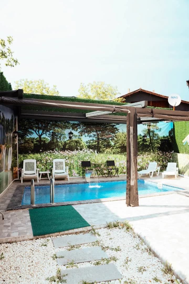 Sapanca Güldibi'nde Yemyeşil Bahçede, Özel Havuzlu, Taş Villa görsel 3