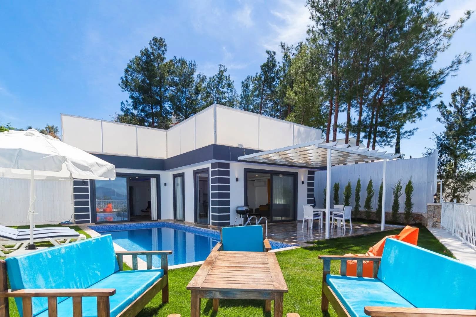 Kaş Üzümlü'de Çekirdek Ailelere Uygun, Özel Havuzlu, Lüks Villa görsel 2