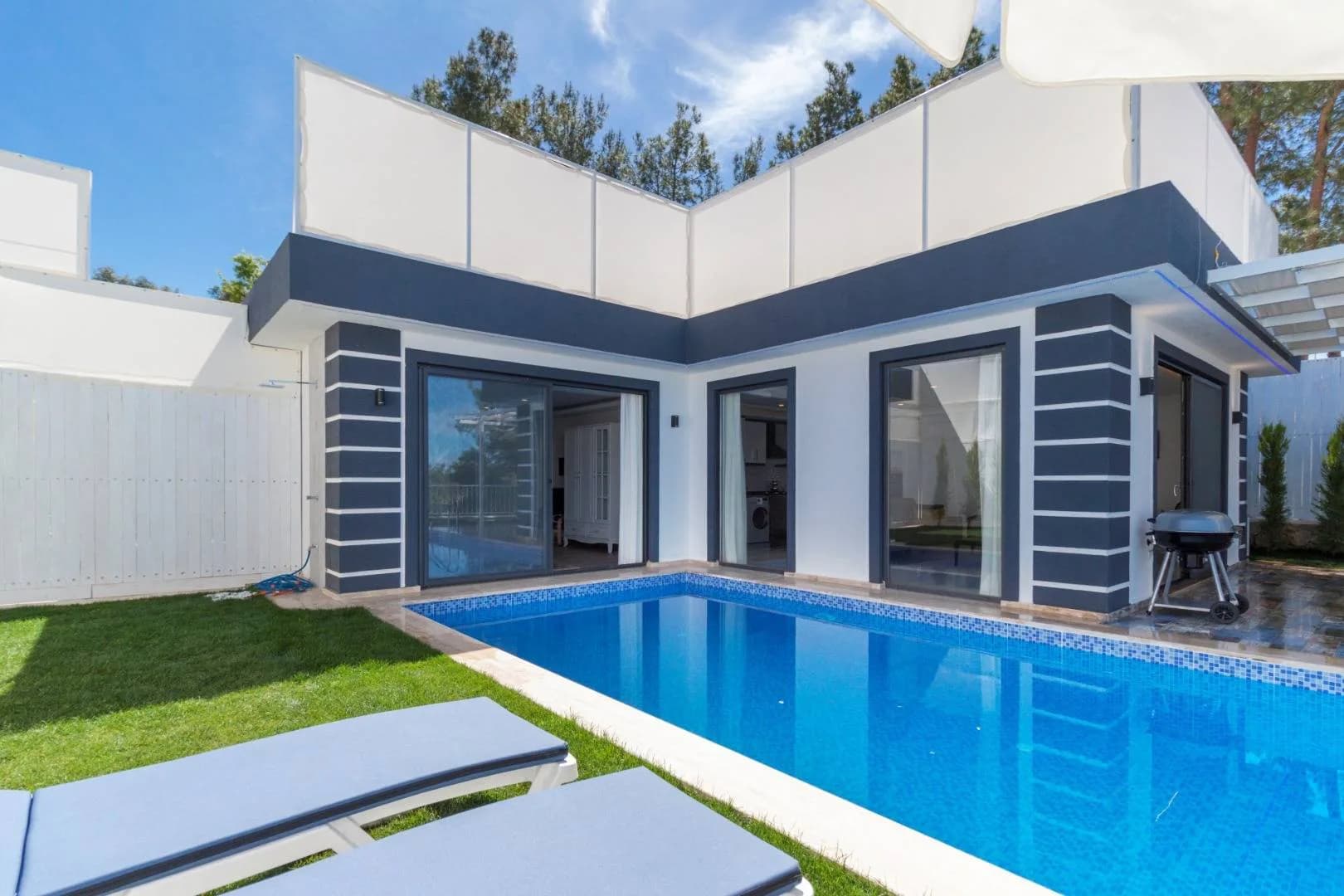 Kaş Üzümlü'de Çekirdek Ailelere Uygun, Özel Havuzlu, Lüks Villa görsel 3