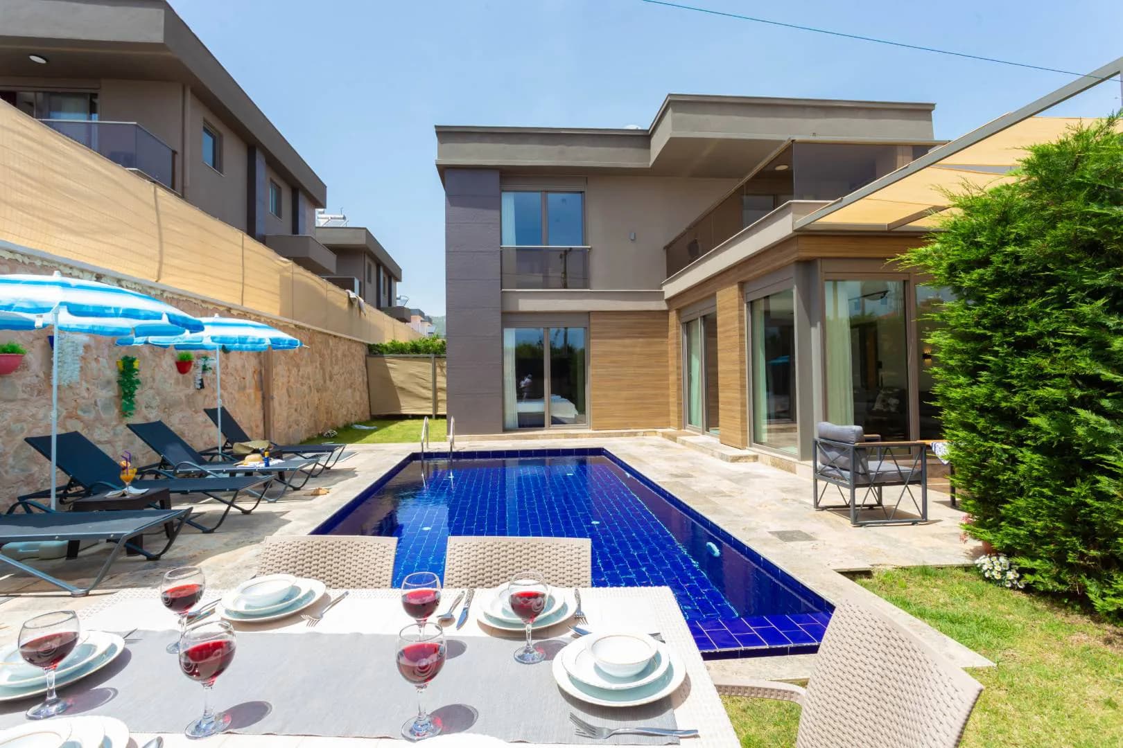 Kaş Andifli'de Geniş Bahçeli, Özel Havuzlu, 3+1 Modern Villa görsel 2