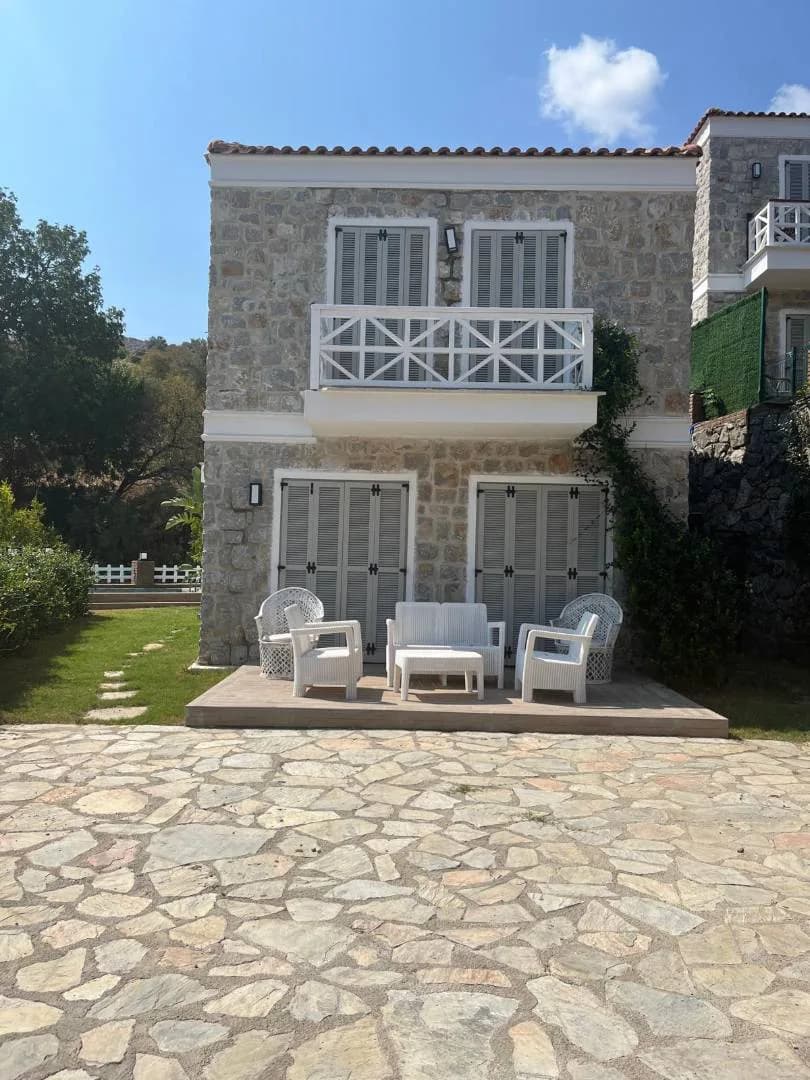Marmaris Selimiye'de Geniş Bahçeli, Özel Havuzlu, Konforlu Villa görsel 2