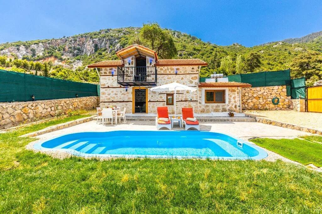 Kalkan İkizce'de Taş Mimarili, Özel Havuzlu, Geniş Bahçeli Villa görsel 2