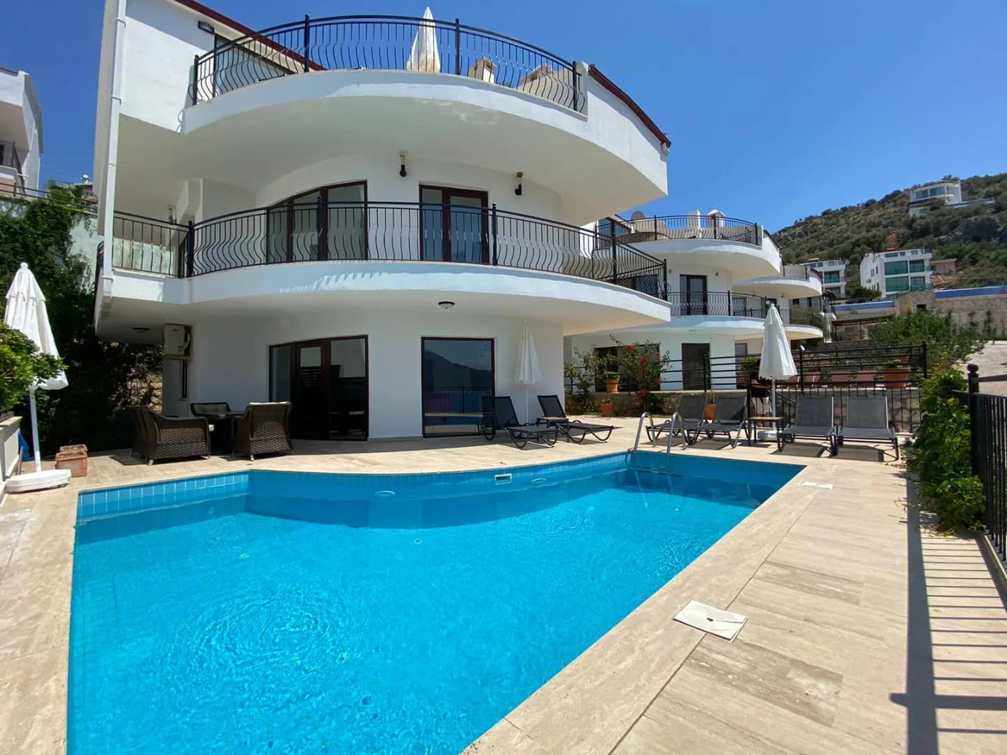 Kaş Kalkan'da Enfes Deniz Manzaralı, Özel Havuzlu, Modern Villa görsel 2