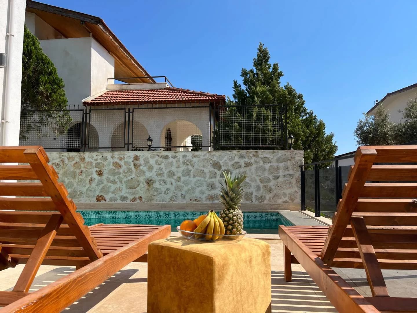 Kalkan'da Denize Yakın, Özel Havuzlu, Konforlu Villa görsel 2