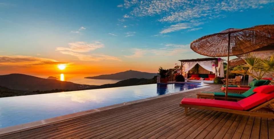 Kaş Bezirgan'da Eşsiz Deniz Manzaralı, Özel Havuzlu, Otantik Villa görsel 2