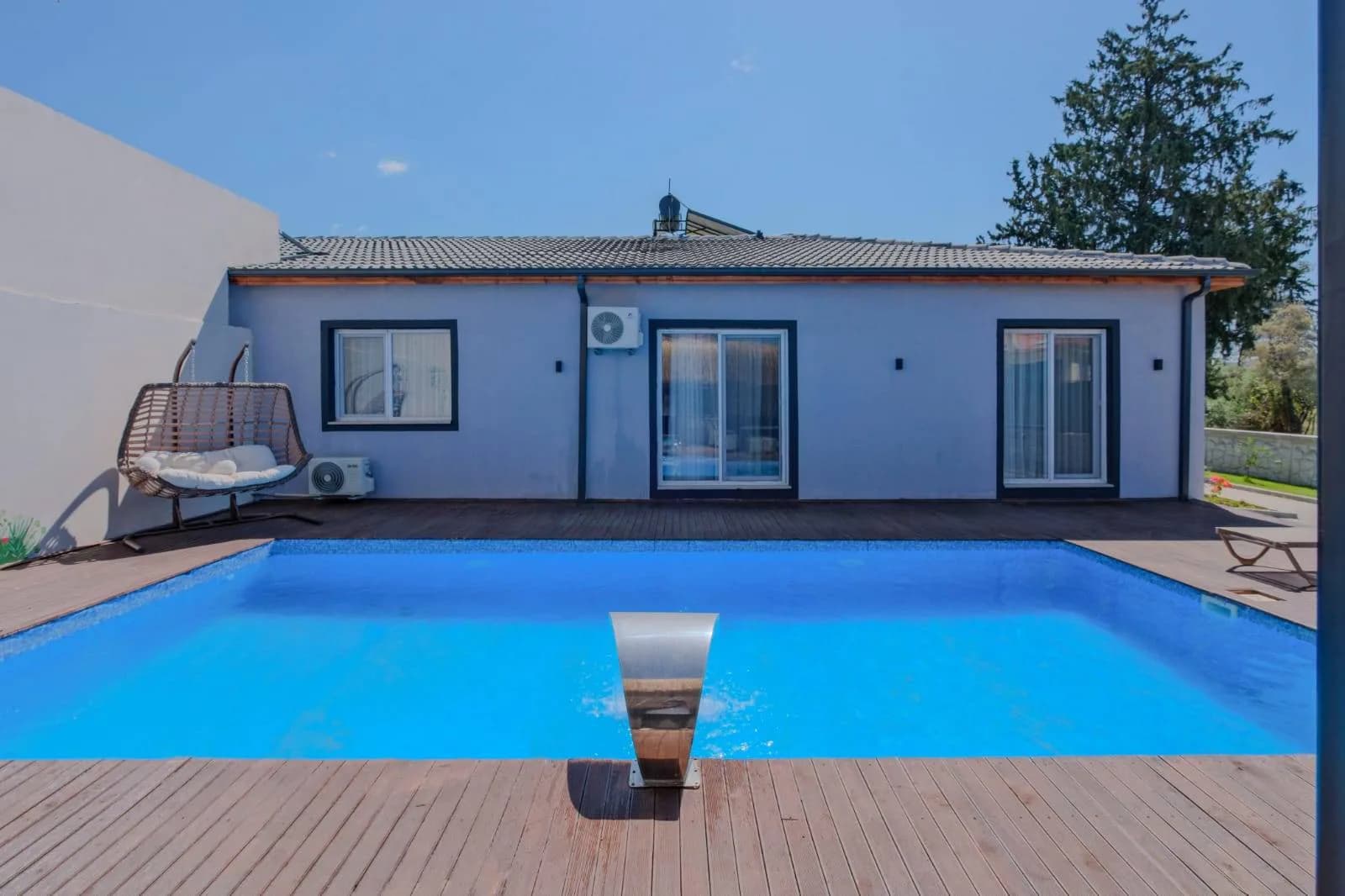 Fethiye Eldirek'te Geniş Bahçe İçerisinde, Özel Havuzlu, 3+1 Villa görsel 3