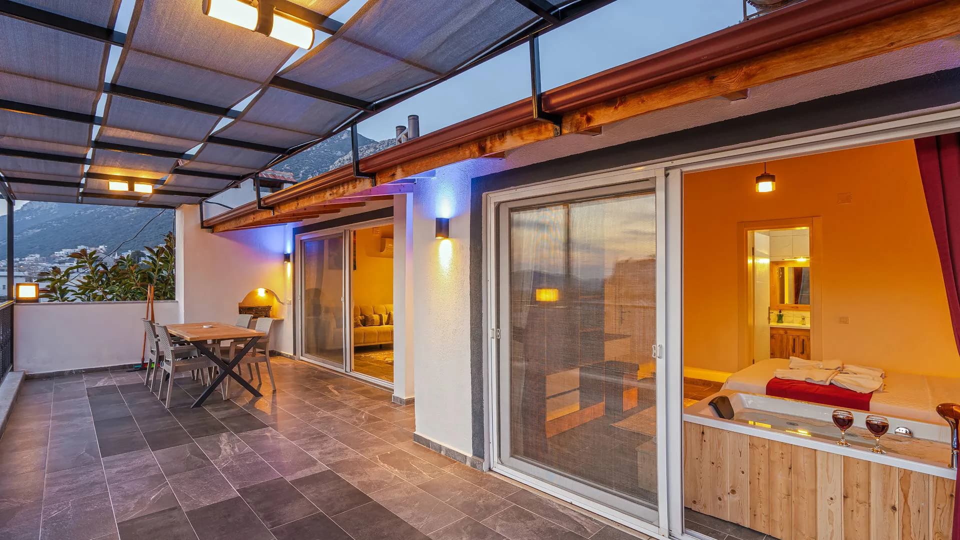 Kalkan Kördere 'de Elverişli Konumda, Jakuzili, Kiralık Daire görsel 2