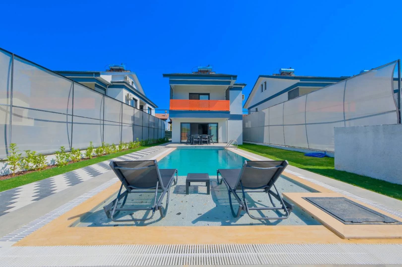 Fethiye Çiftlik'te Merkeze Yakın, Özel Havuzlu, Konforlu Villa görsel 2