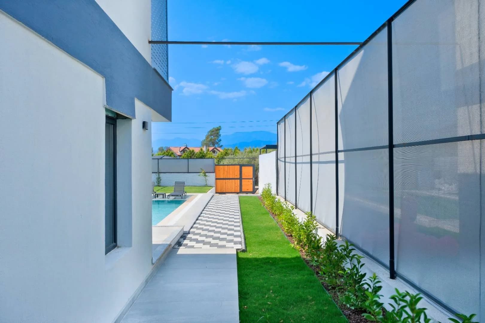 Fethiye Çiftlik'te Merkeze Yakın, Özel Havuzlu, Konforlu Villa görsel 3