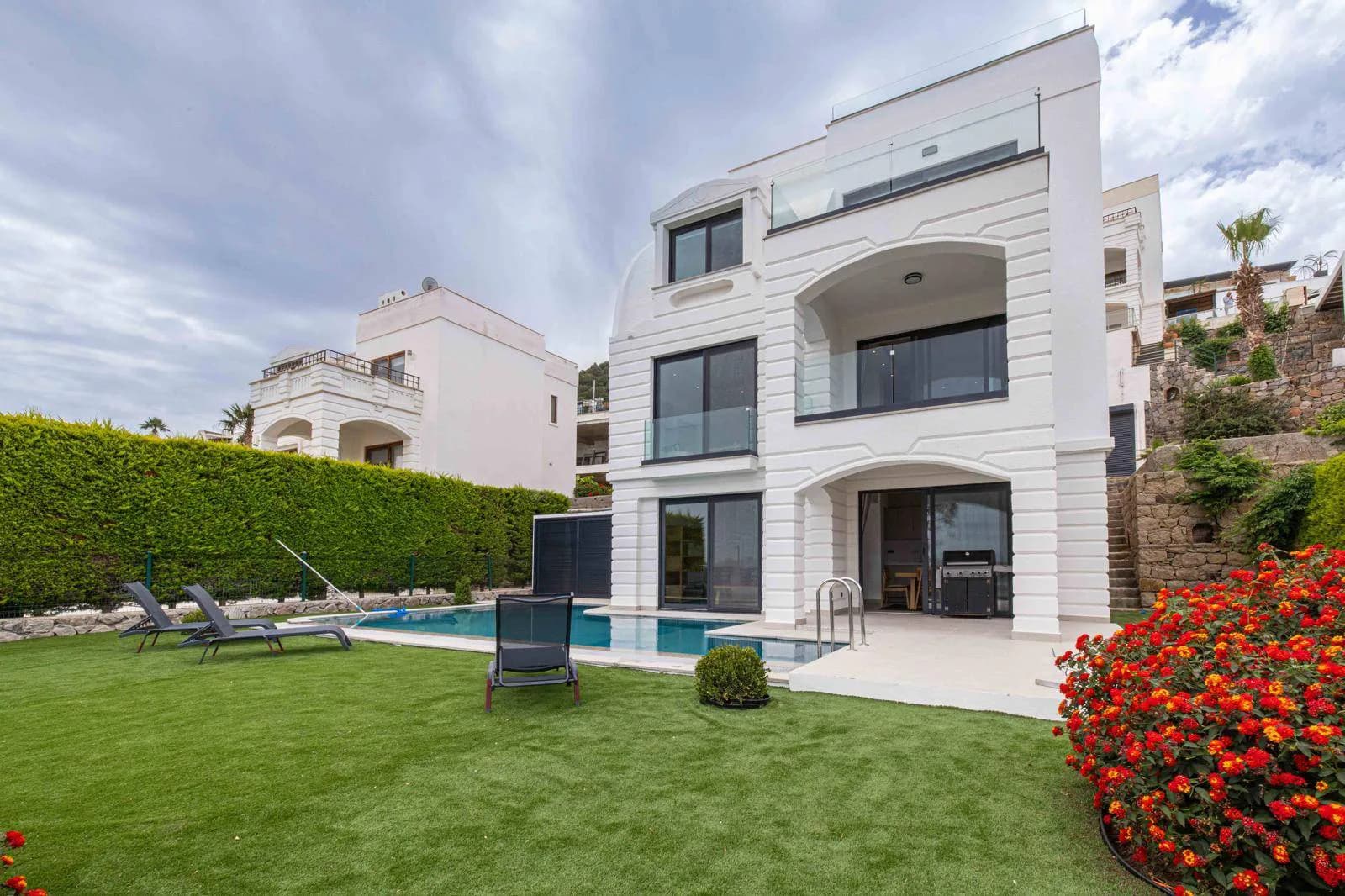 Bodrum Yalıkavak'ta Göz Alıcı Deniz Manzaralı, Özel Havuzlu, Kiralık Villa görsel 3