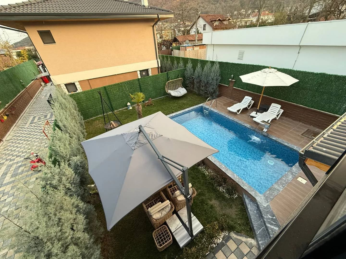 Sapanca Kırkpınar'da Merkeze Yakın, Isıtmalı Havuzlu, Lüks Villa görsel 2