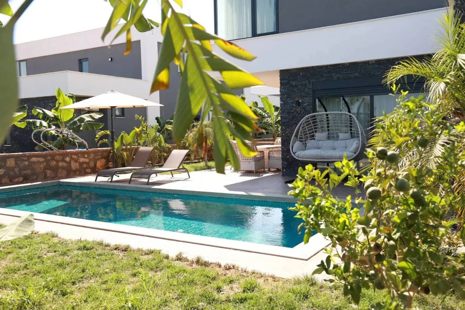 Alanya İncekum'da Nezih Konumda, Özel Havuzlu, Kiralık Villa görsel 3