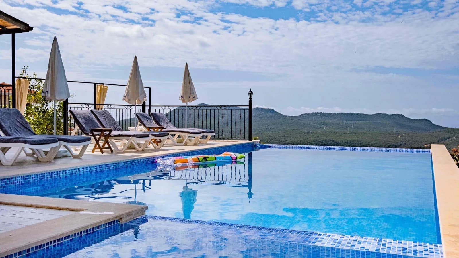Kaş Çukurbağ'da Eşsiz Doğada, Özel Havuzlu, 8 Kişilik Villa görsel 2