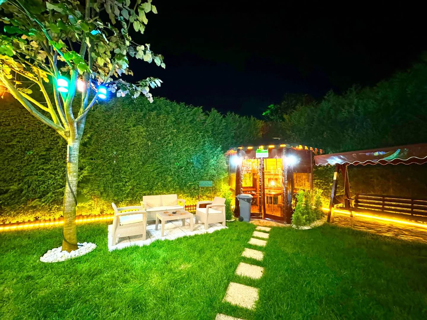 Sapanca'da Merkezi Konumda, Isıtmalı Havuzlu, 8 Kişilik Villa görsel 3