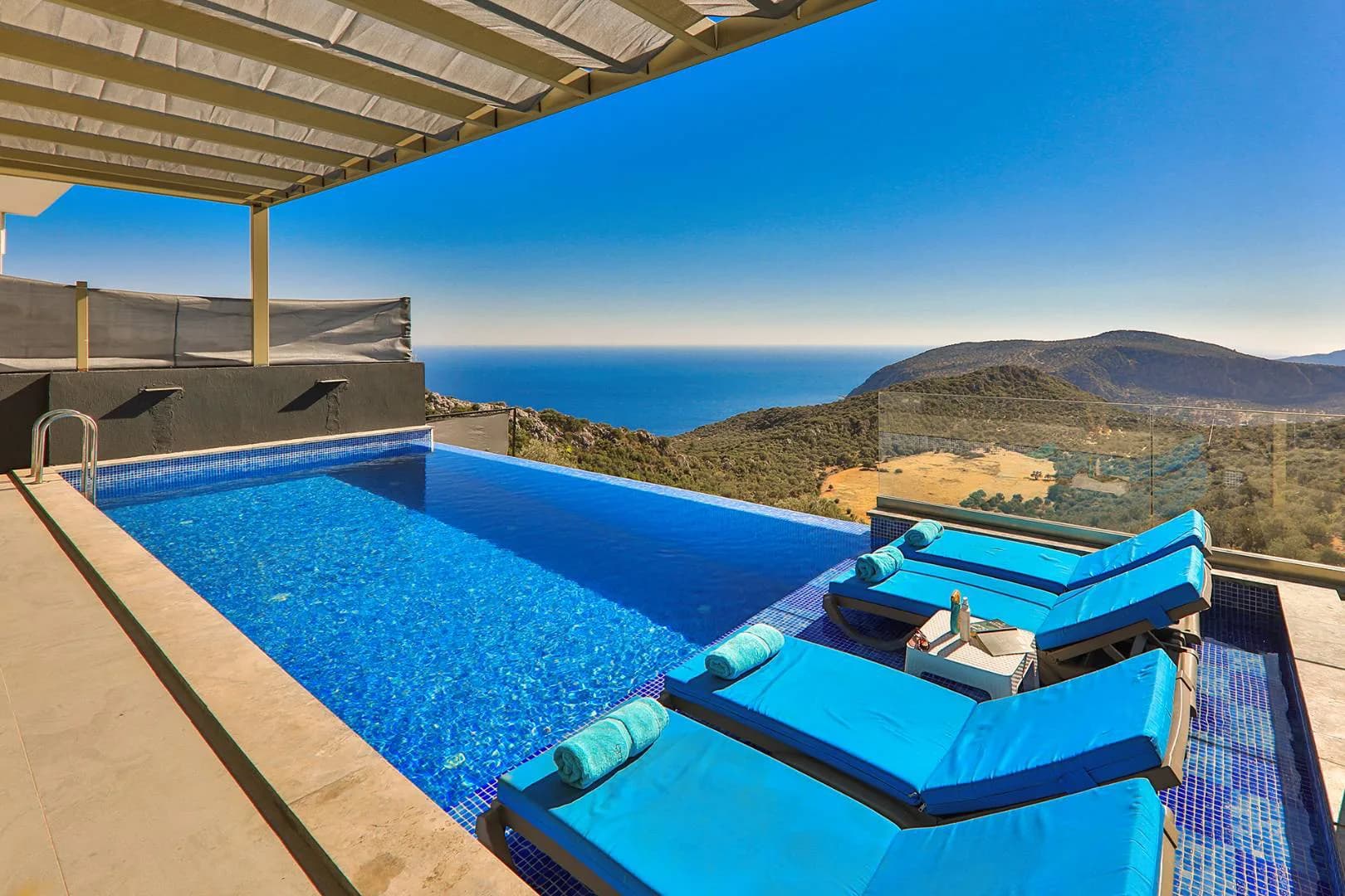 Kaş Bezirgan'da Deniz Manzaralı, Sonsuzluk Havuzlu, Modern Villa görsel 2