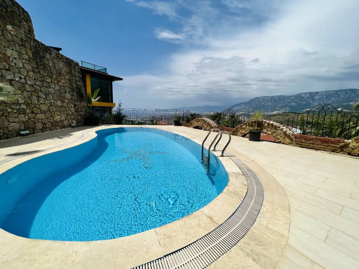 Alanya Kargıcak'ta Elverişli Konumda, Özel Havuzlu, Yazlık Villa görsel 3