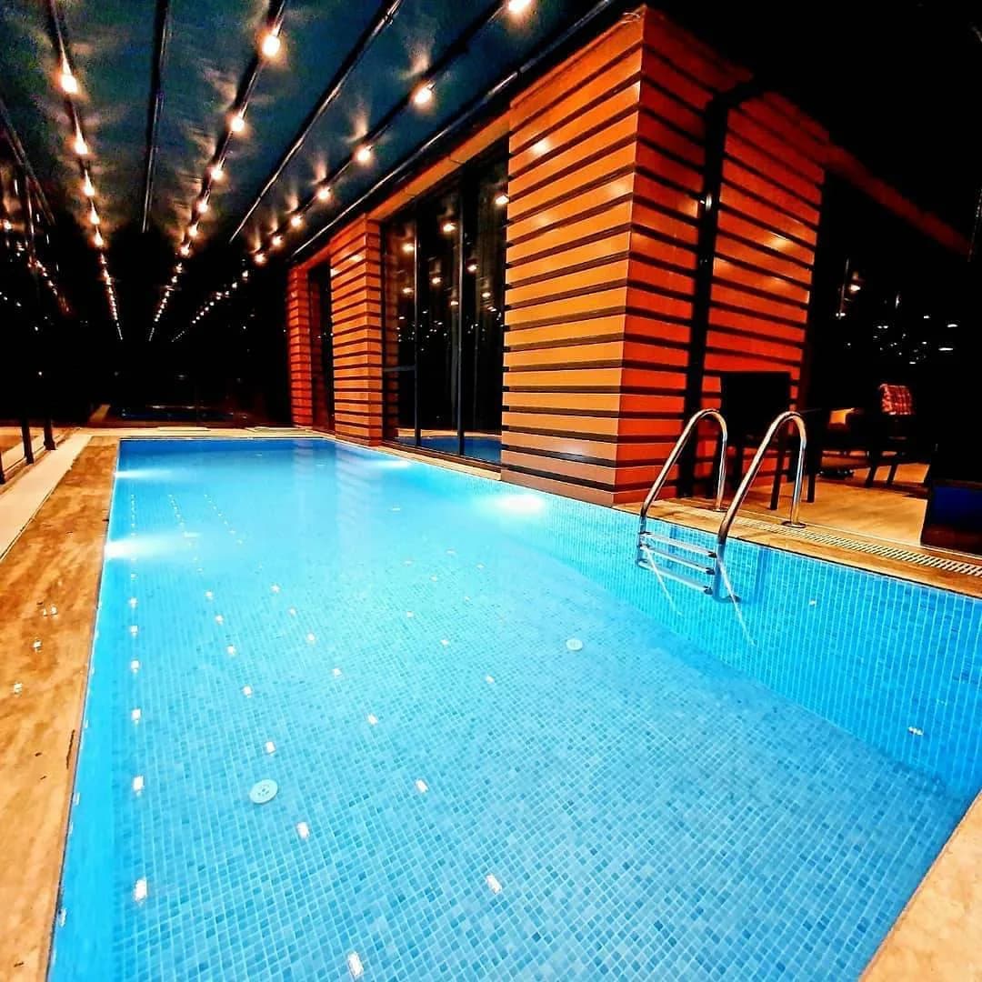 Sakarya Sapanca'da Kapalı Isıtmalı Havuzlu, Modern Tasarımlı Villa görsel 2