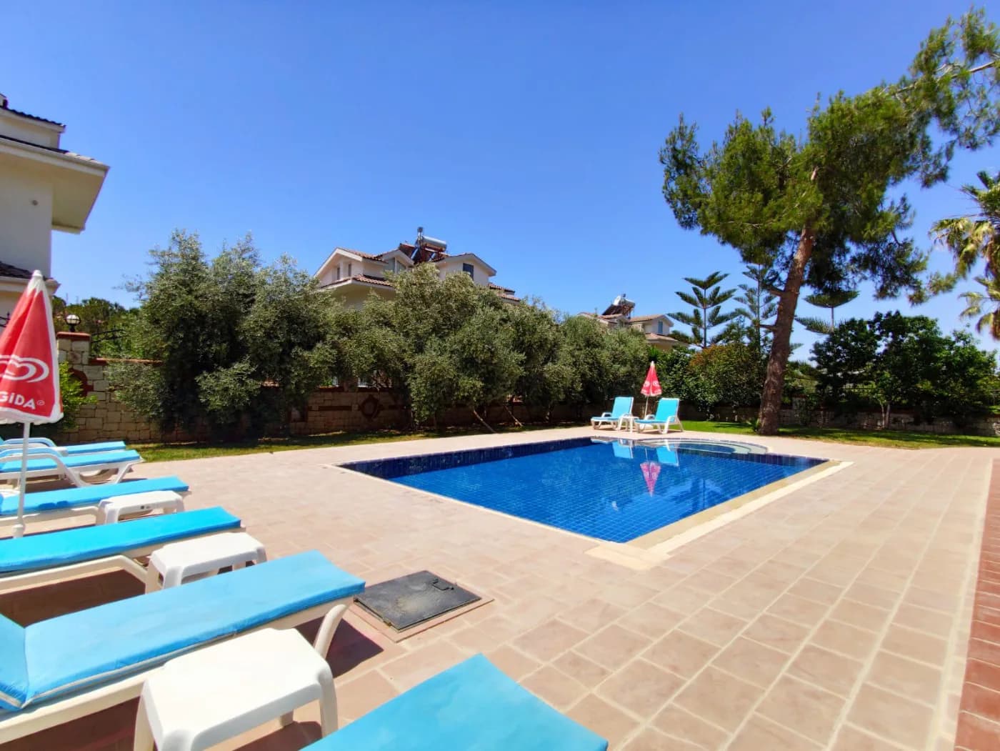 Fethiye Ölüdeniz'de Geniş Bahçeli, Özel Havuzlu, 4+1 Ferah Villa görsel 2