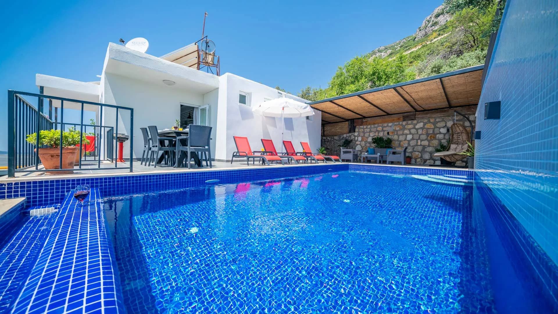 Kaş Bezirgan'da Büyüleyici Deniz Manzaralı, Özel Havuzlu, Lüks Villa görsel 2