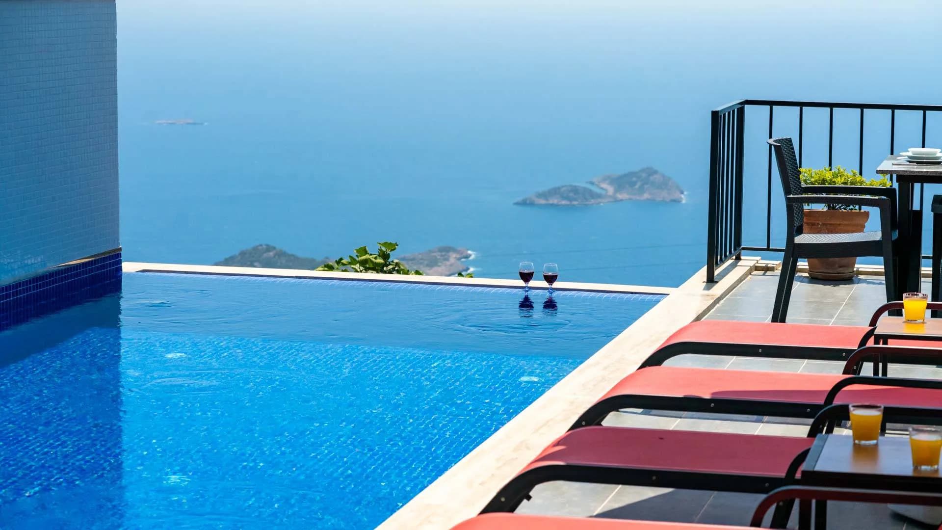 Kaş Bezirgan'da Büyüleyici Deniz Manzaralı, Özel Havuzlu, Lüks Villa görsel 3