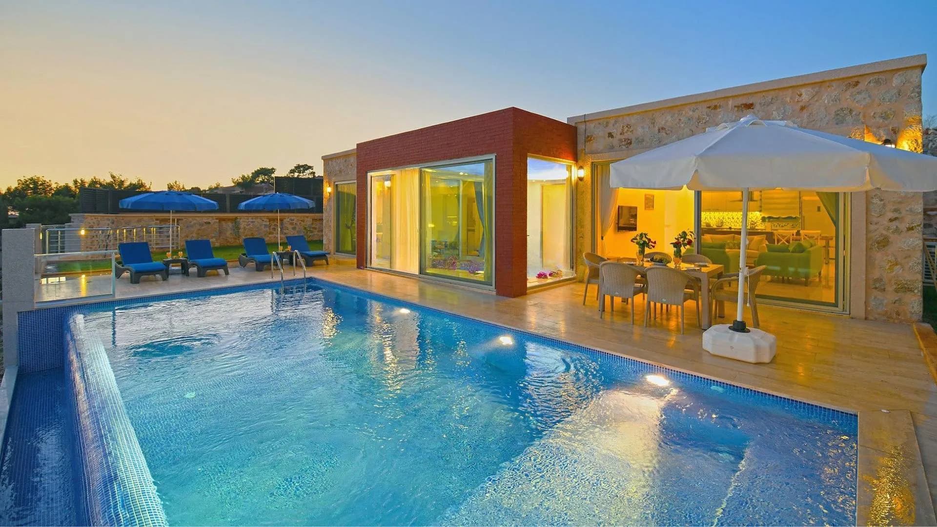 Kaş Kalkan'da Göz Alıcı Deniz Manzaralı, Özel Havuzlu, Balayı Villası görsel 2