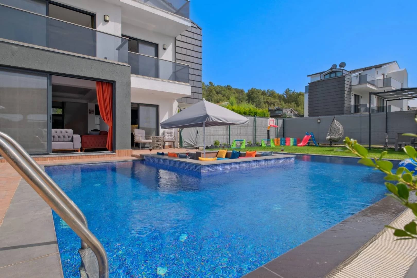 Fethiye Karagedik'te Doğa Manzaralı, Özel Havuzlu, Bahçeli Villa görsel 2