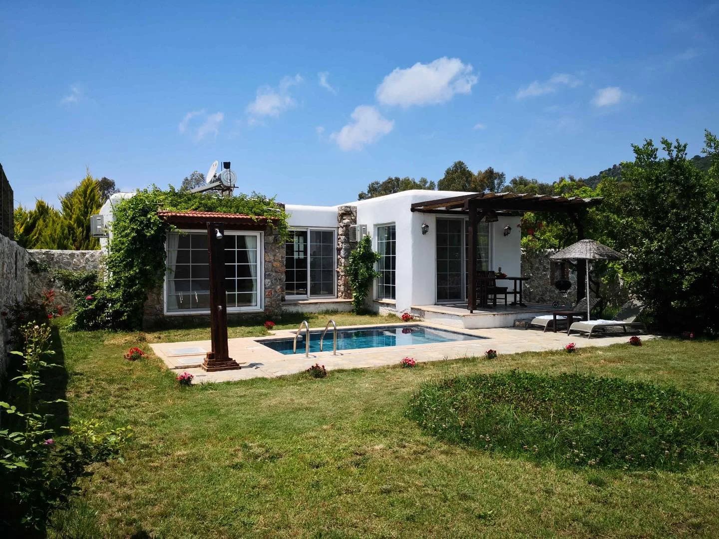 Fethiye Kayaköy'de Yeşillikler İçerisinde, Özel Havuzlu, Tatil Villası görsel 3