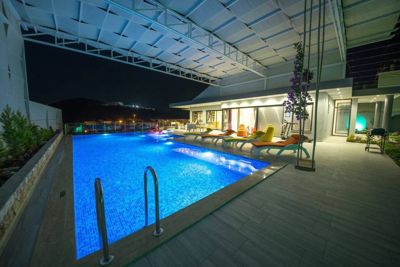 Kaş Akbel'de Geniş Ailelere Uygun, Özel Havuzlu, Modern Villa görsel 2