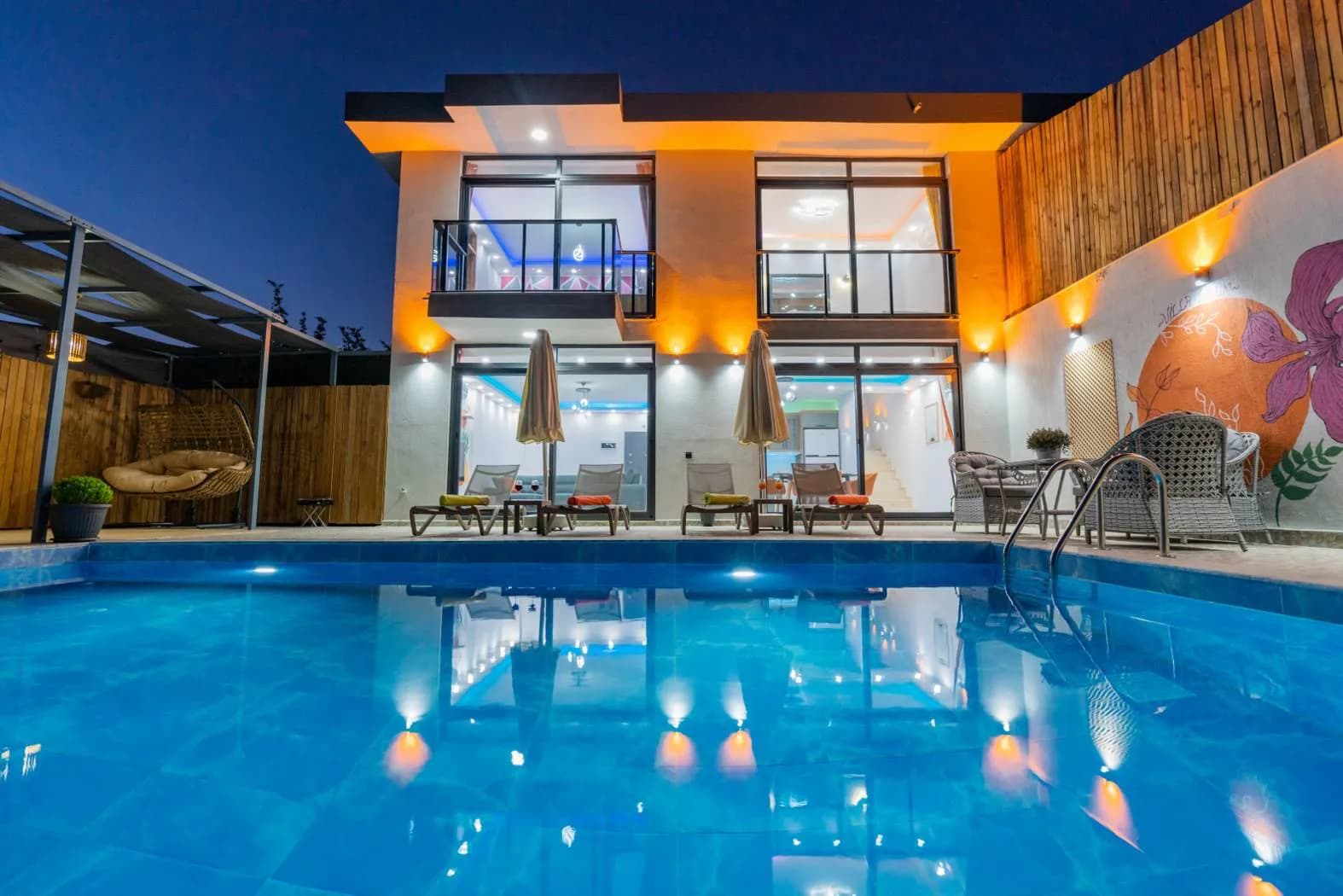 Kaş İslamlar'da Modern Tasarımlı, Özel Havuzlu, 2+1 Villa görsel 2