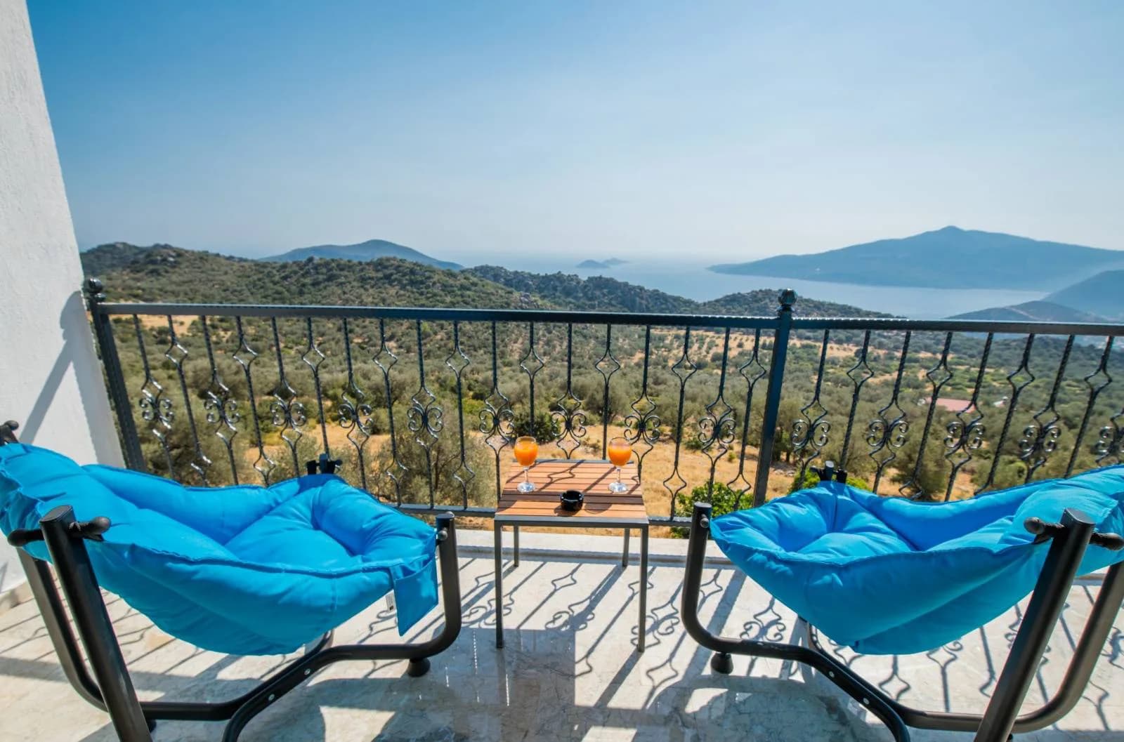 Kaş Bezirgan'da Doğa İçerisinde, Jakuzili, Modern Suit görsel 2