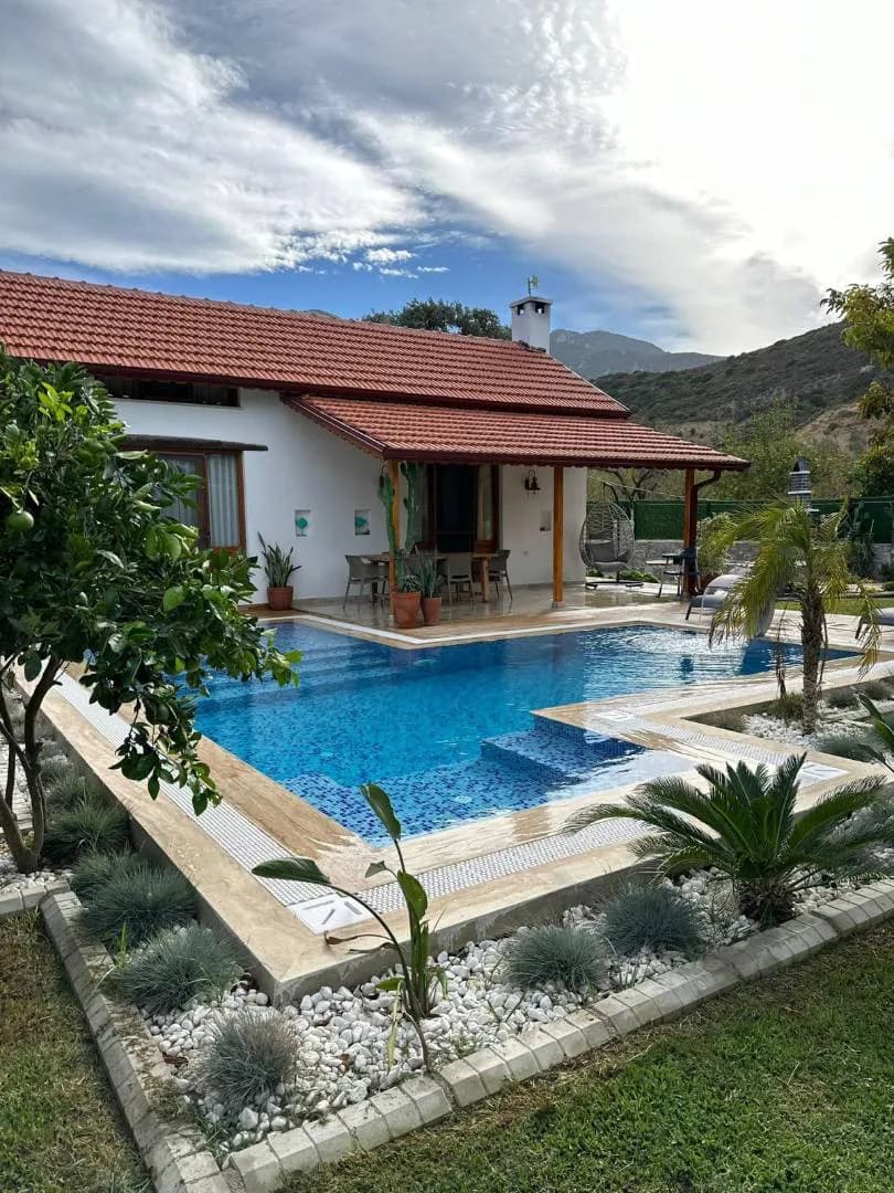Muğla Datça'da Elverişli Konumda, Özel Havuzlu, Kiralık Villa görsel 3