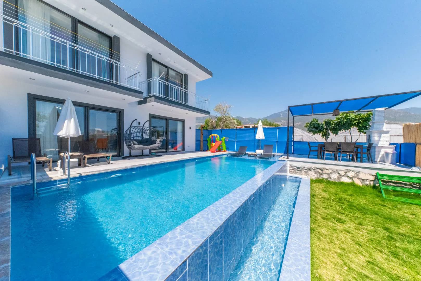 Kaş Çavdır'da Modern Tasarımlı, Özel Havuzlu, Ferah Villa görsel 2
