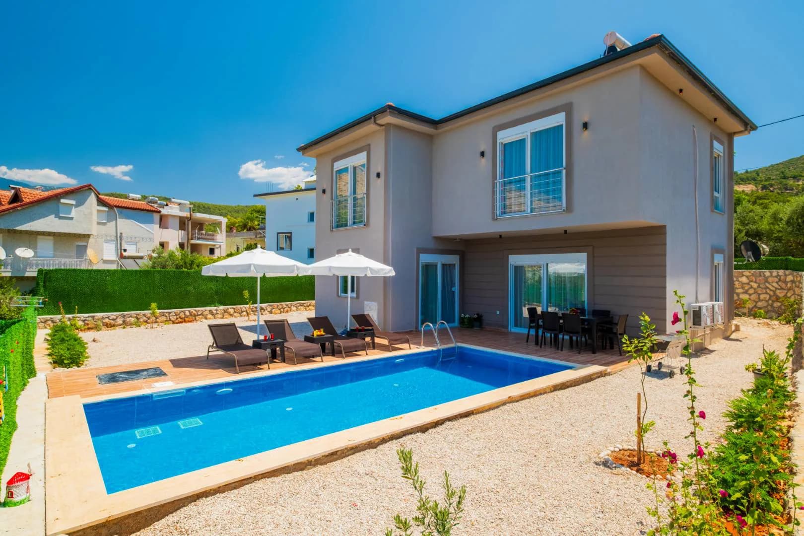 Kaş Yeşilköy'de Yeşillikler İçerisinde, Özel Havuzlu, Lüks Villa görsel 2