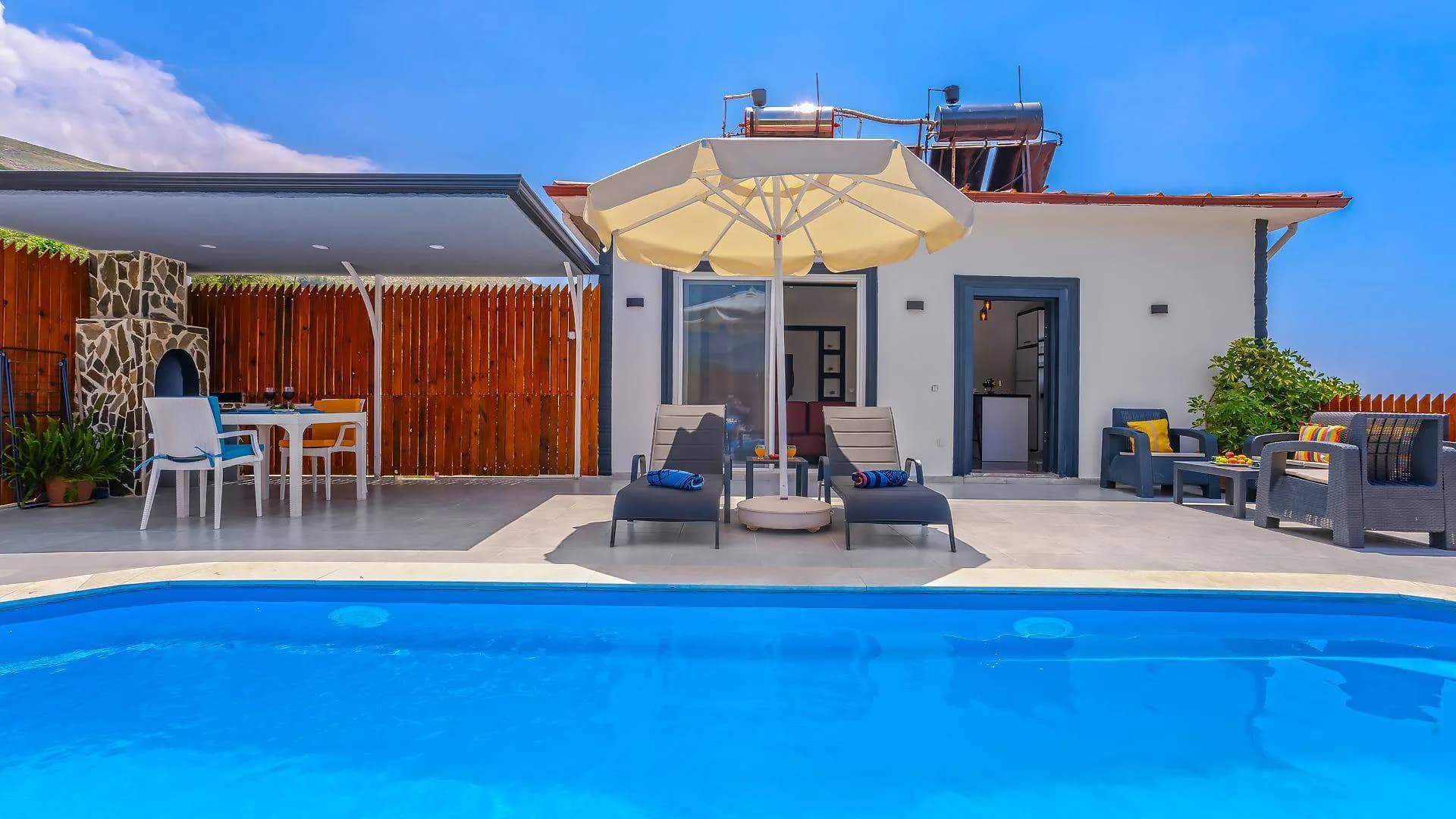 Kaş Üzümlü'de Balayı Çiftlere Uygun, Özel Havuzlu, Kiralık Suit görsel 3