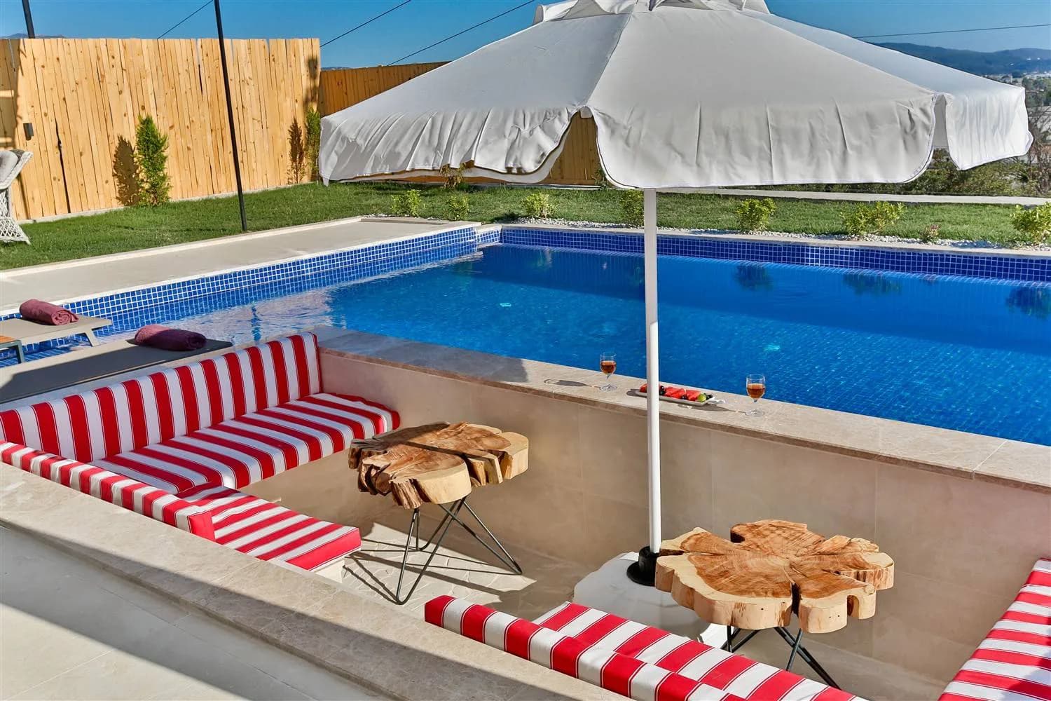 Kalkan Kınık'ta Ferah Bahçeli, Özel Havuzlu, Jakuzili, Kiralık Villa görsel 3