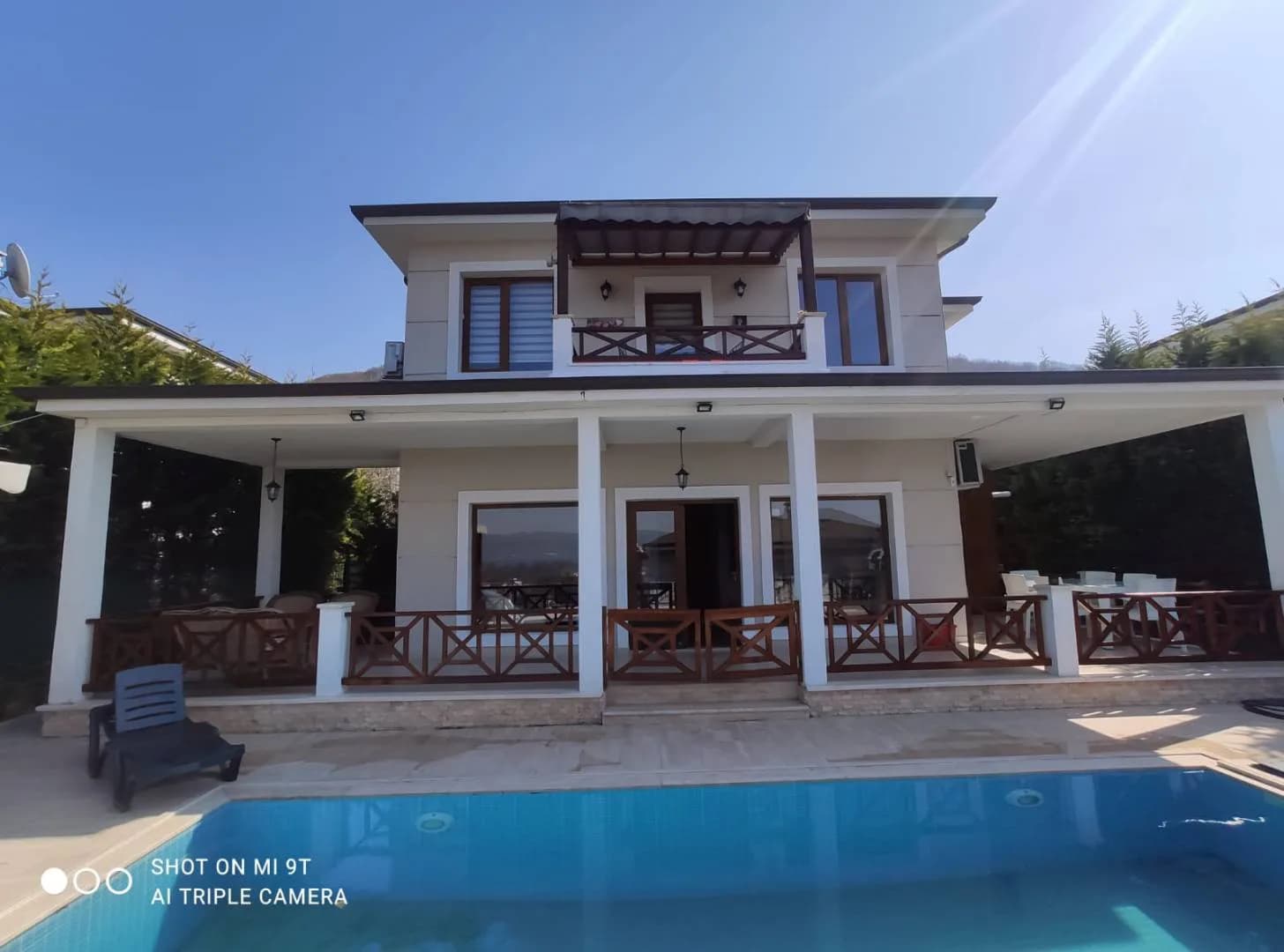 Sakarya Sapanca'da Geniş Bahçeli, Özel Havuzlu, Muhafazakar Villa görsel 3