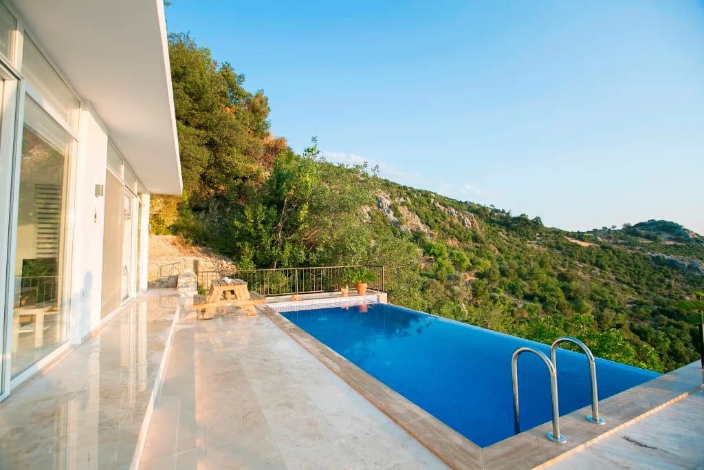 Kaş İslamlar'da Müthiş Doğada, Sonsuzluk Havuzlu, Jakuzili Villa görsel 2