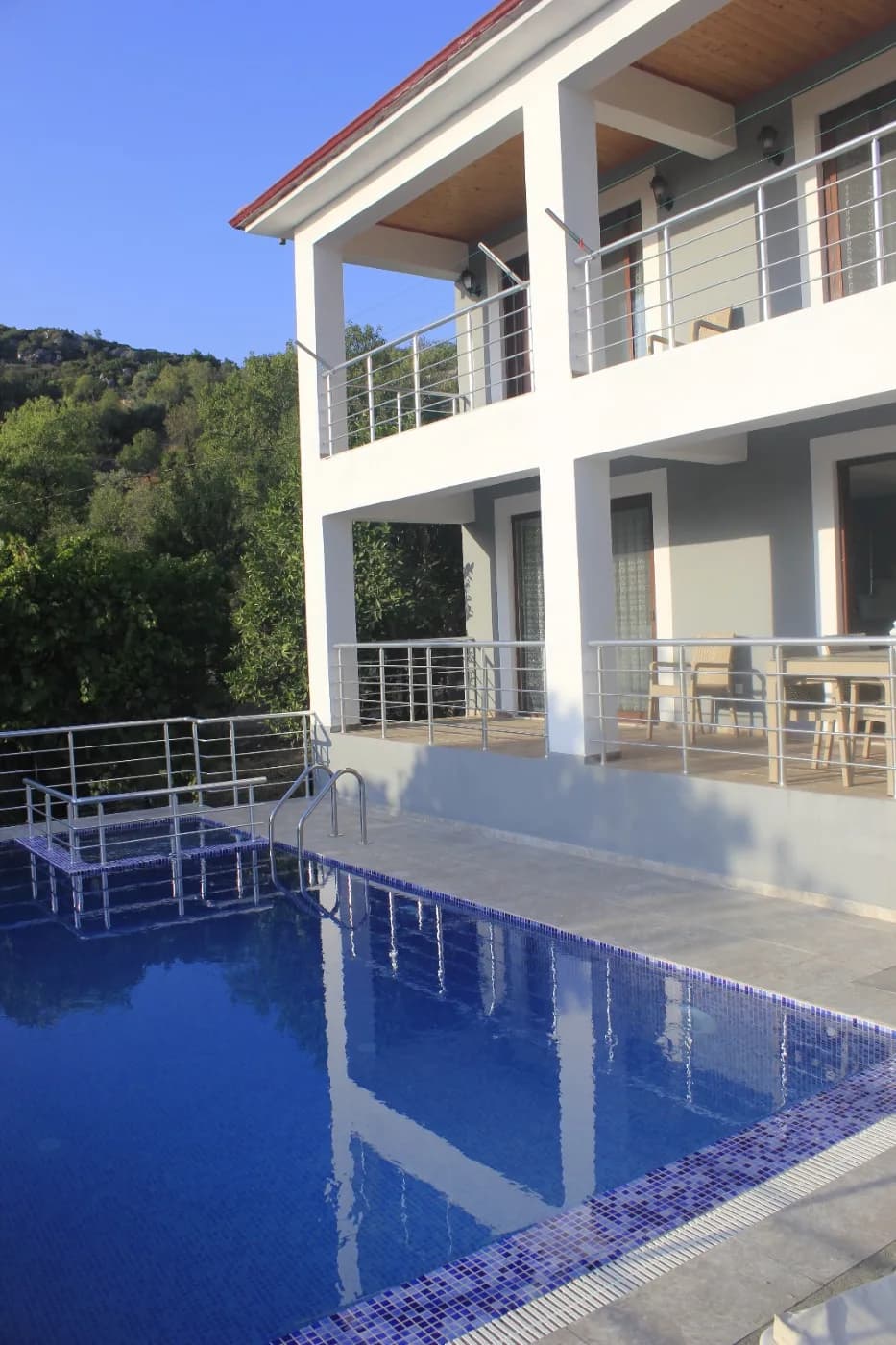 Marmaris'te Muhteşem Deniz Manzaralı, Özel Havuzlu, Şık Villa görsel 2