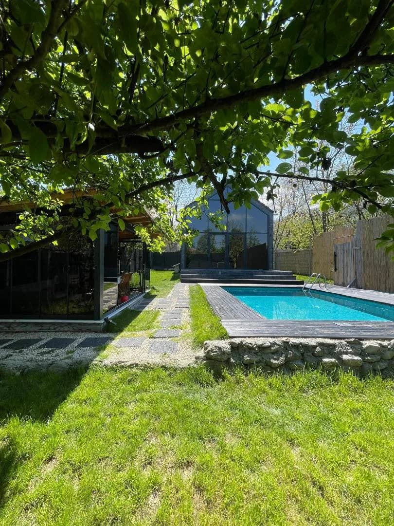 Sapanca Kırkpınar'da Merkeze Yakın, Özel Havuzlu, Kış Bahçeli Bungalov görsel 2