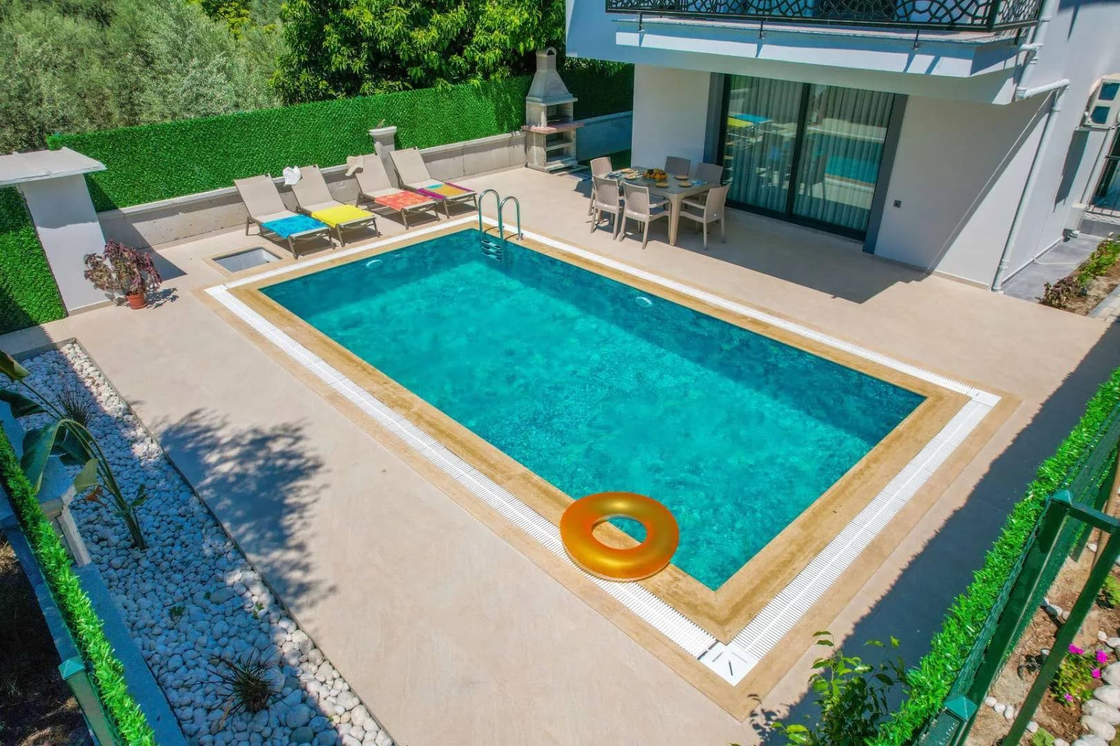 Fethiye Babataşı'nda Merkezi Konumda, Özel Havuzlu, Modern Villa görsel 2
