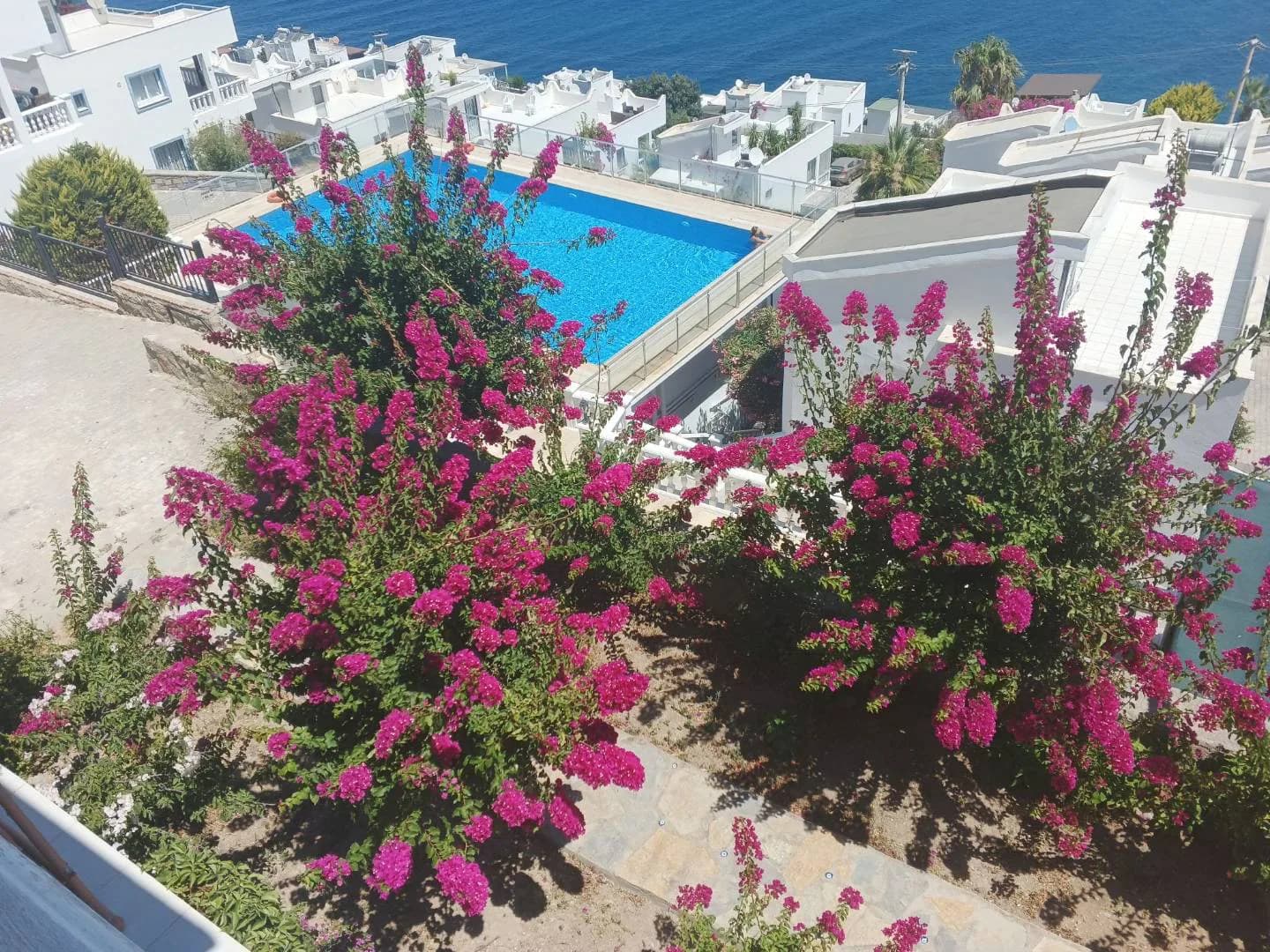Muğla Bodrum'da Panoramik Deniz Manzaralı, 4 Kişilik, Modern Villa görsel 2