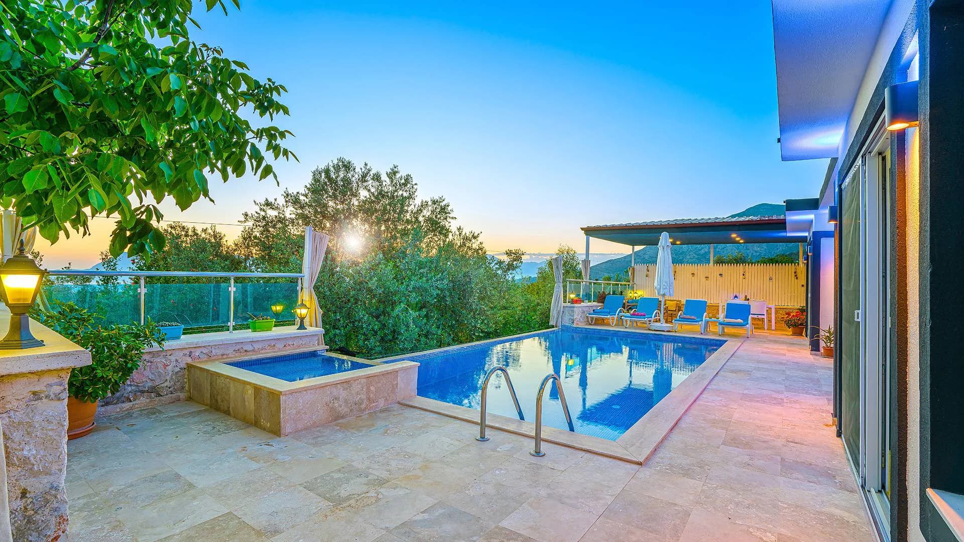 Kaş Üzümlü'de Doğa İle İç İçe, Özel Havuzlu, 2+1 Villa görsel 3