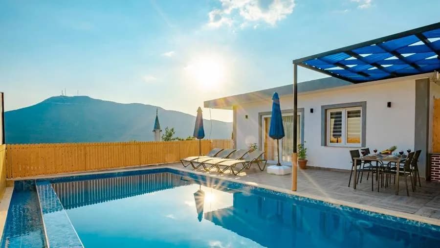Kaş Sarıbelen'de Doğa Manzaralı, Özel Havuzlu, Jakuzili Villa görsel 2