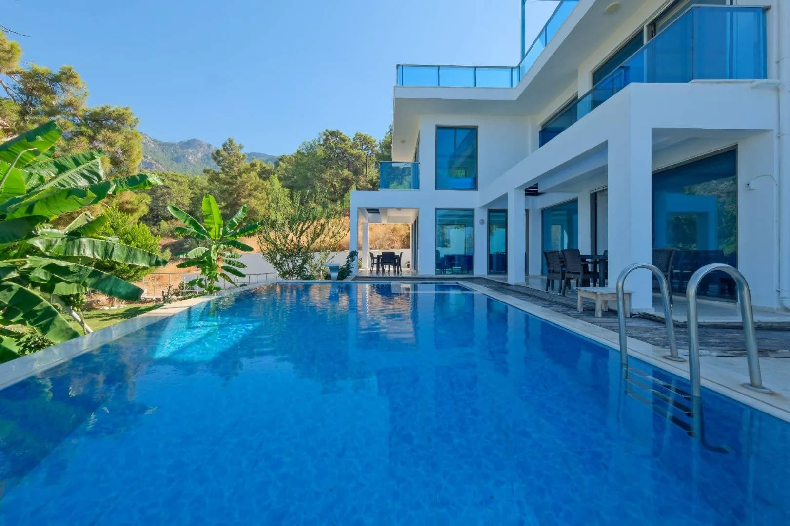 Fethiye Faralya'da Enfes Deniz Manzaralı, Özel Havuzlu, Kiralık Lüks Villa görsel 3