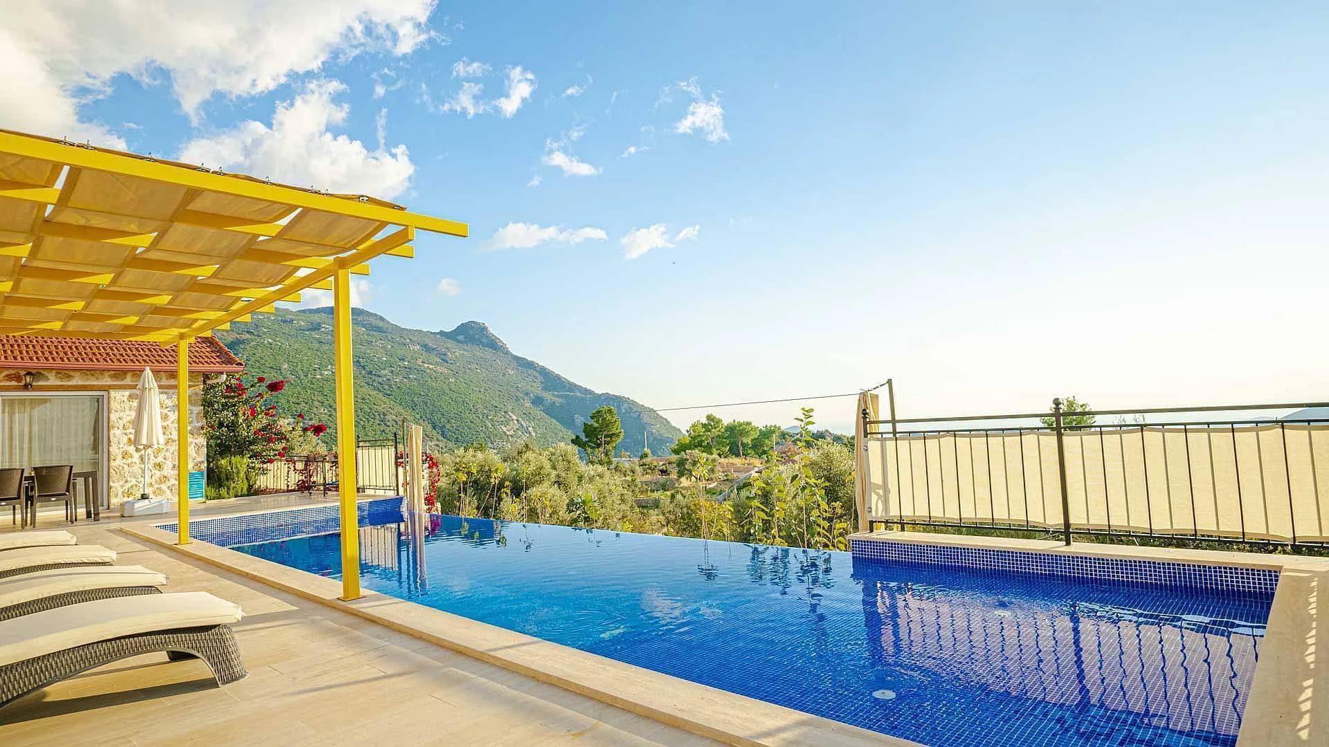 Kaş İslamlar'da Doğanın Kalbinde, Özel Havuzlu, Konforlu Villa görsel 3