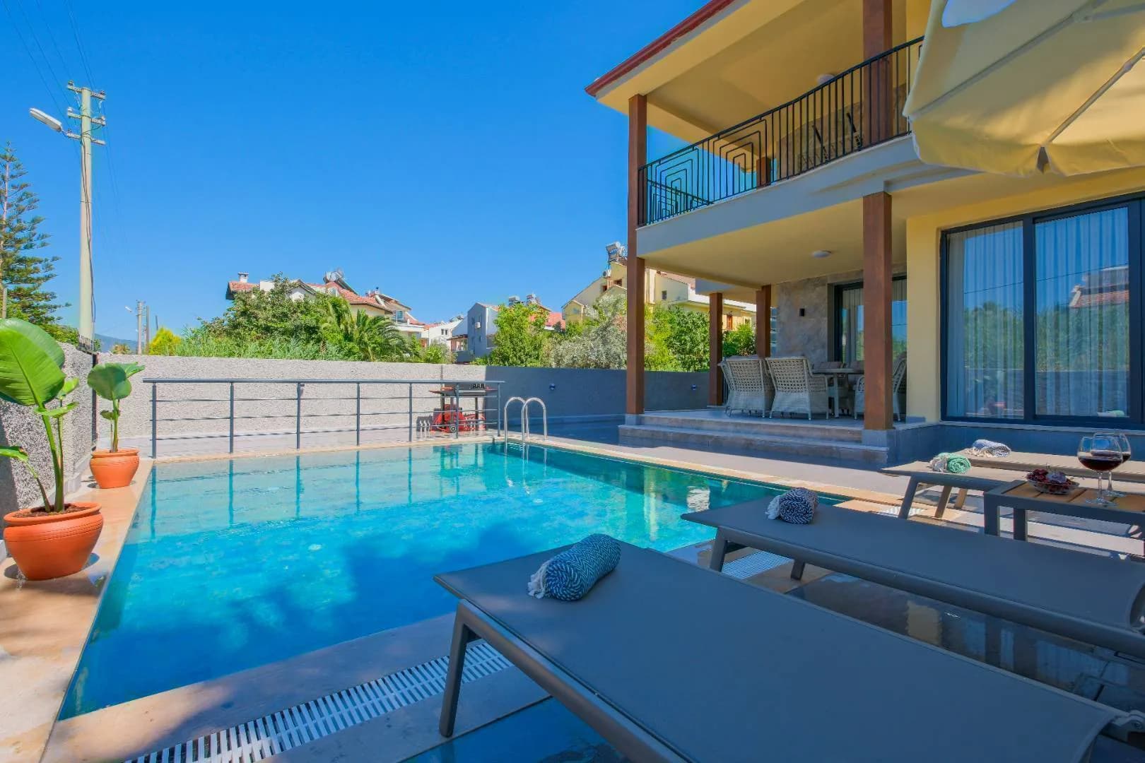 Fethiye Foça'da Merkezi Konumda, Özel Havuzlu, Modern Villa görsel 2