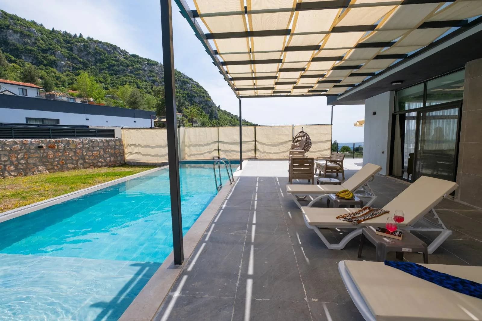 Kaş İslamlar'da Kalabalık Ailelere Uygun, Özel Havuzlu, Konforlu Villa görsel 2