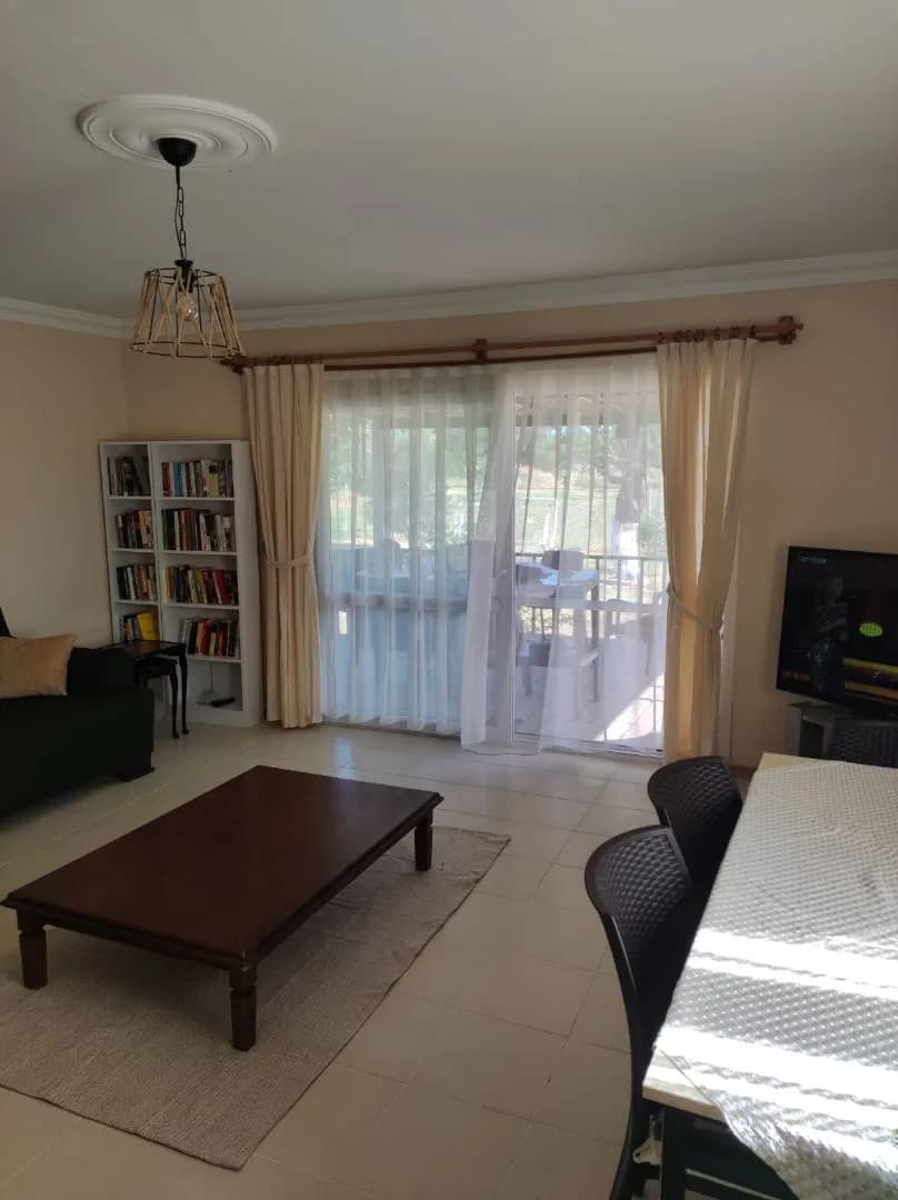Datça'da Merkeze Yakın Konumda, 8 Kişilik, Konforlu Kiralık Villa görsel 2